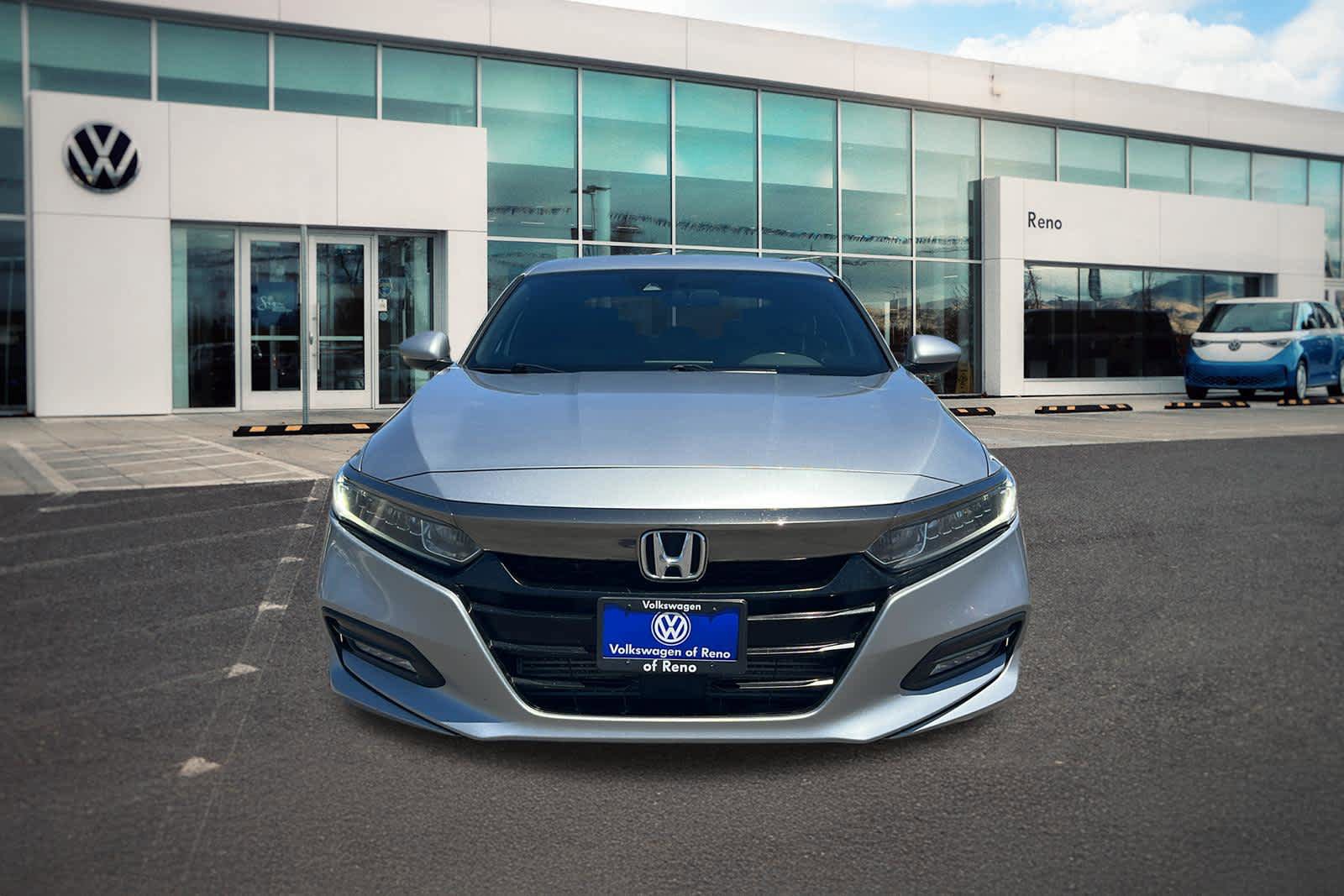 Used 2020 Honda Accord Sport image 2