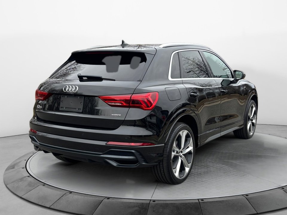 Used 2020 Audi Q3 2.0T Premium Plus w/ Premium Plus Package image 7