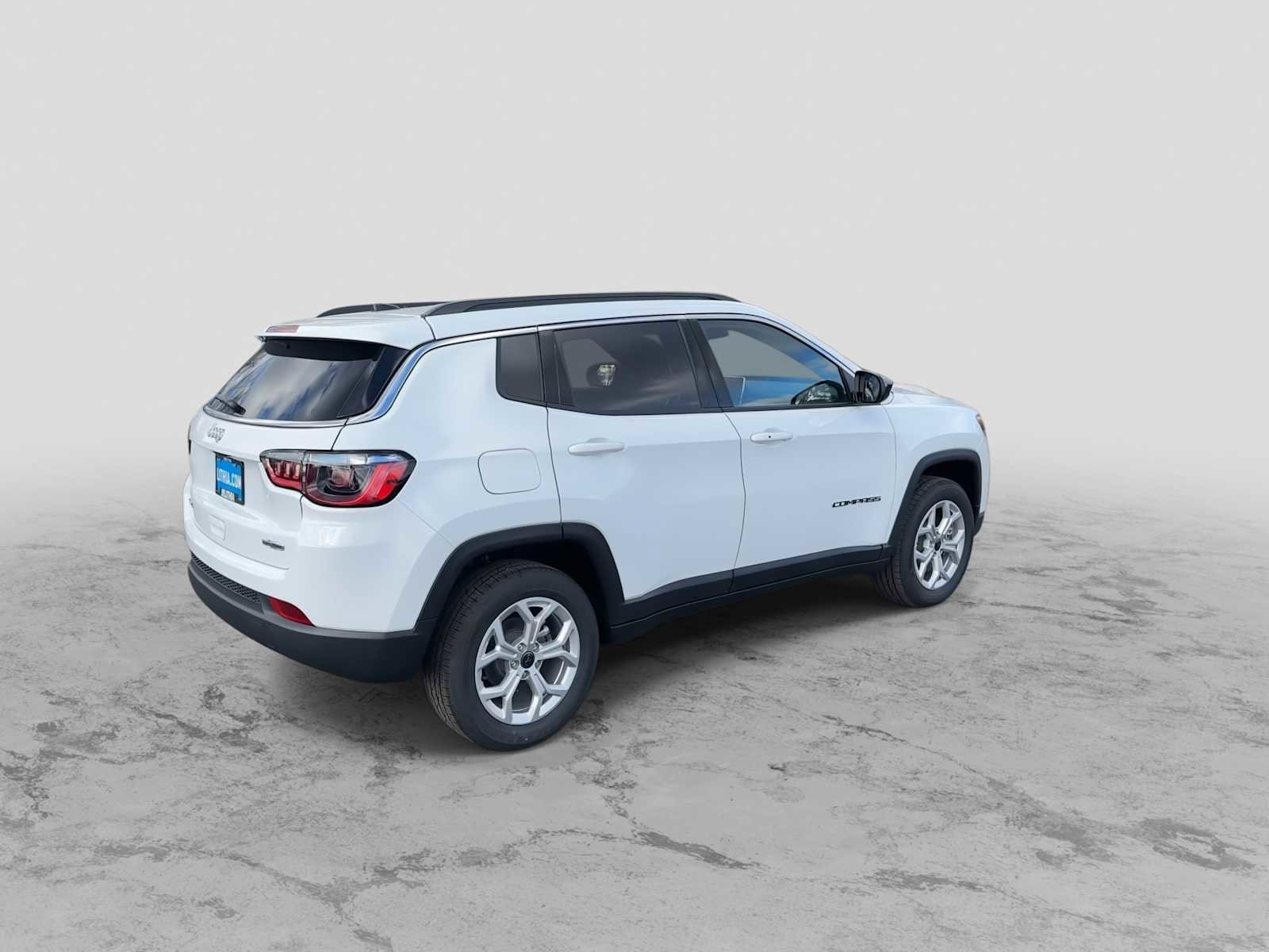 New 2026 Jeep Compass Latitude image 8