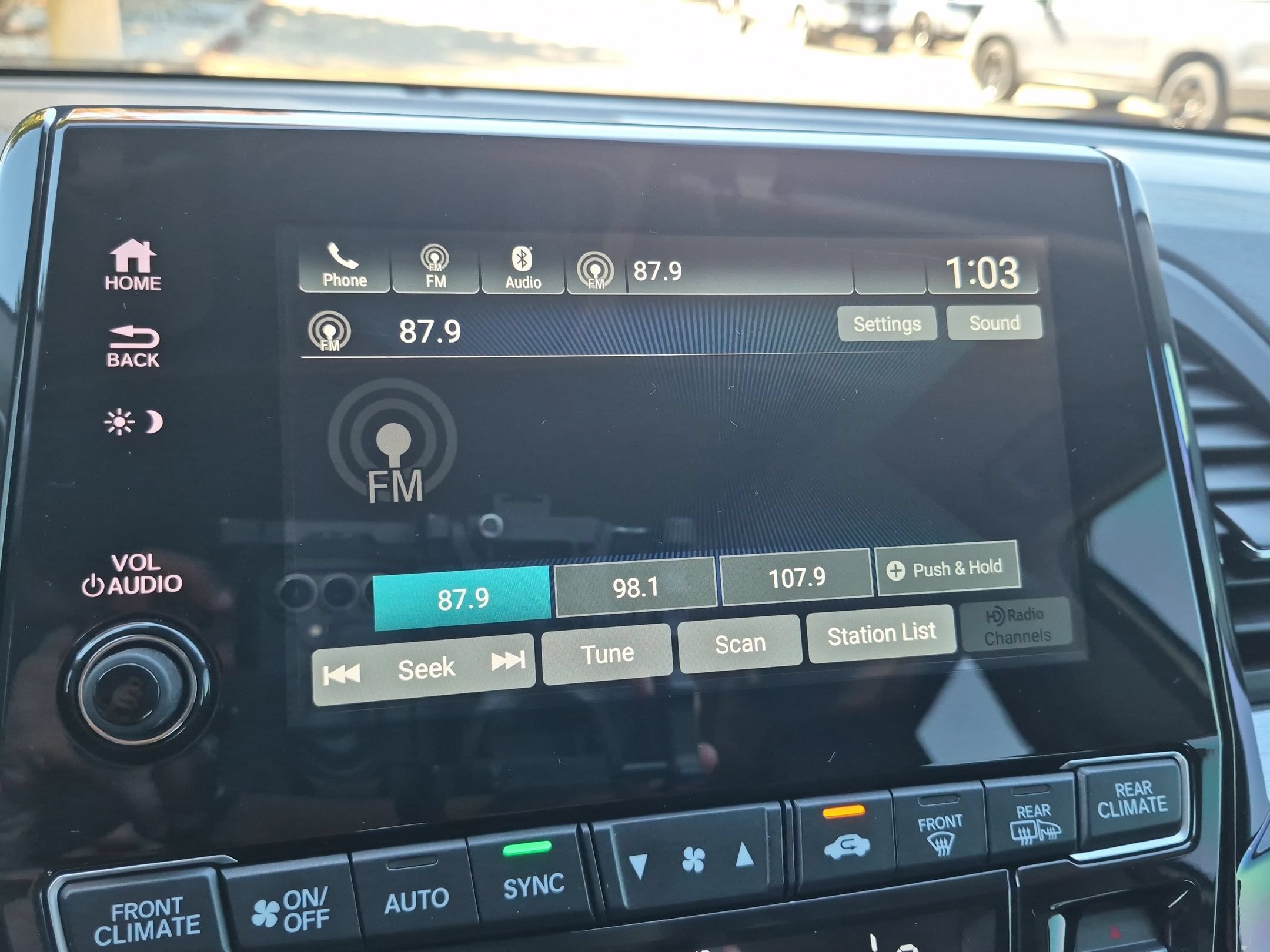 Certified 2024 Honda Odyssey EX-L image 18