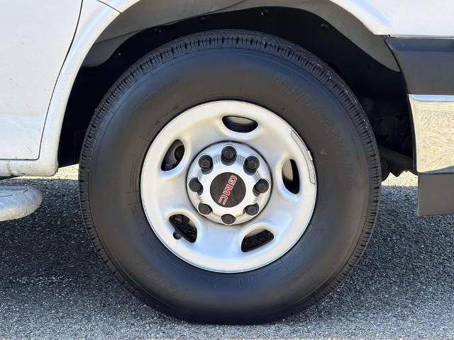 Used 2024 GMC Savana 2500 w/ Driver Convenience Package image 23