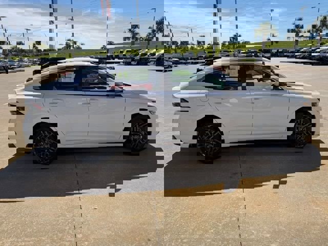 New 2026 Nissan Sentra SV image 6