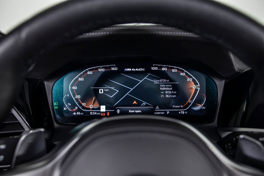 Used 2023 BMW M440i Convertible w/ Premium Package image 28