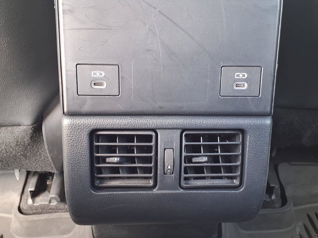 Used 2024 Toyota bZ4X AWD w/ Weather Package image 18