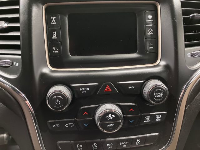 Used 2017 Jeep Grand Cherokee Laredo image 38