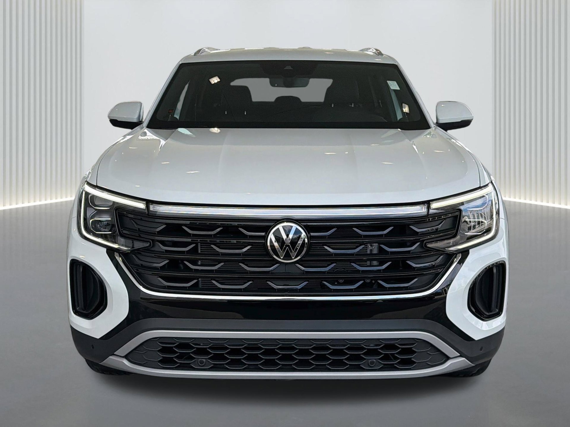 Used 2026 Volkswagen Atlas Cross Sport SE FWD image 8