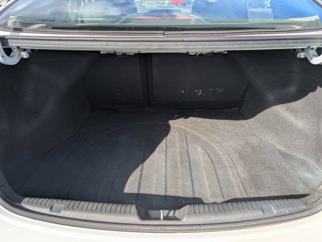 Used 2013 Hyundai Elantra Limited image 20