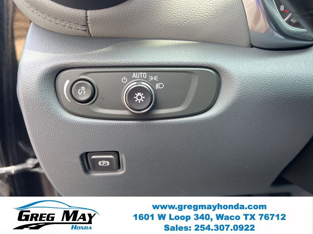 Used 2019 Chevrolet Blazer LT FWD image 26