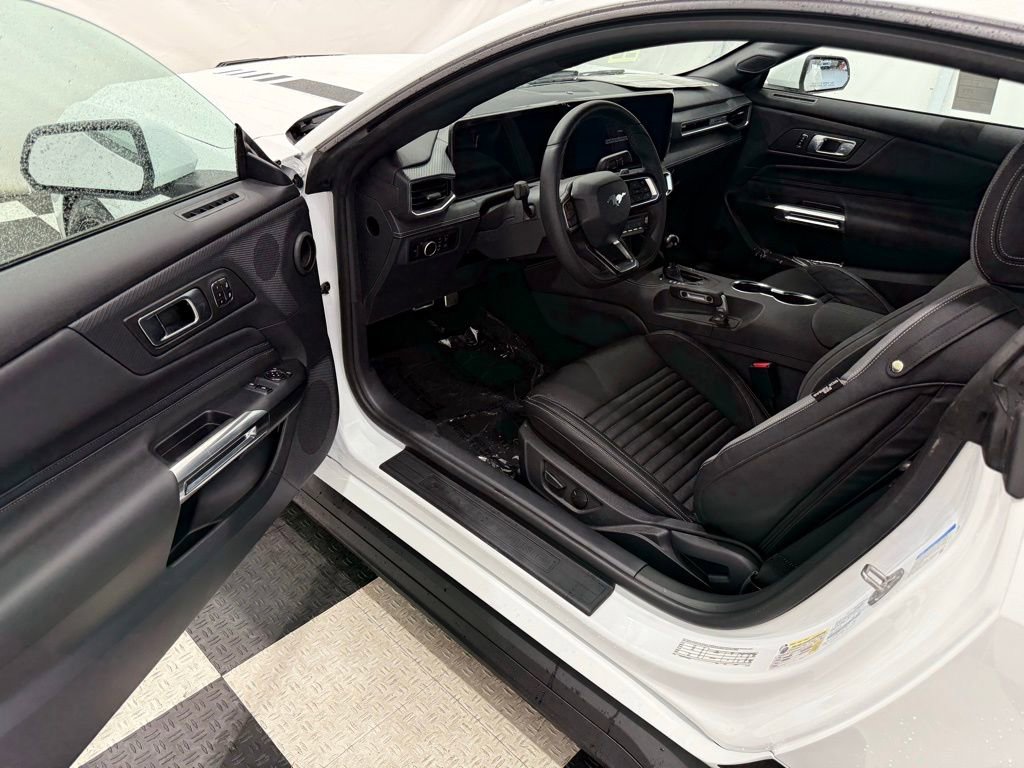 New 2026 Ford Mustang GT Premium w/ GT Performance Package image 25