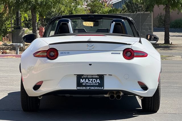 New 2026 MAZDA MX-5 Miata Club w/ Interior Package RWD image 5