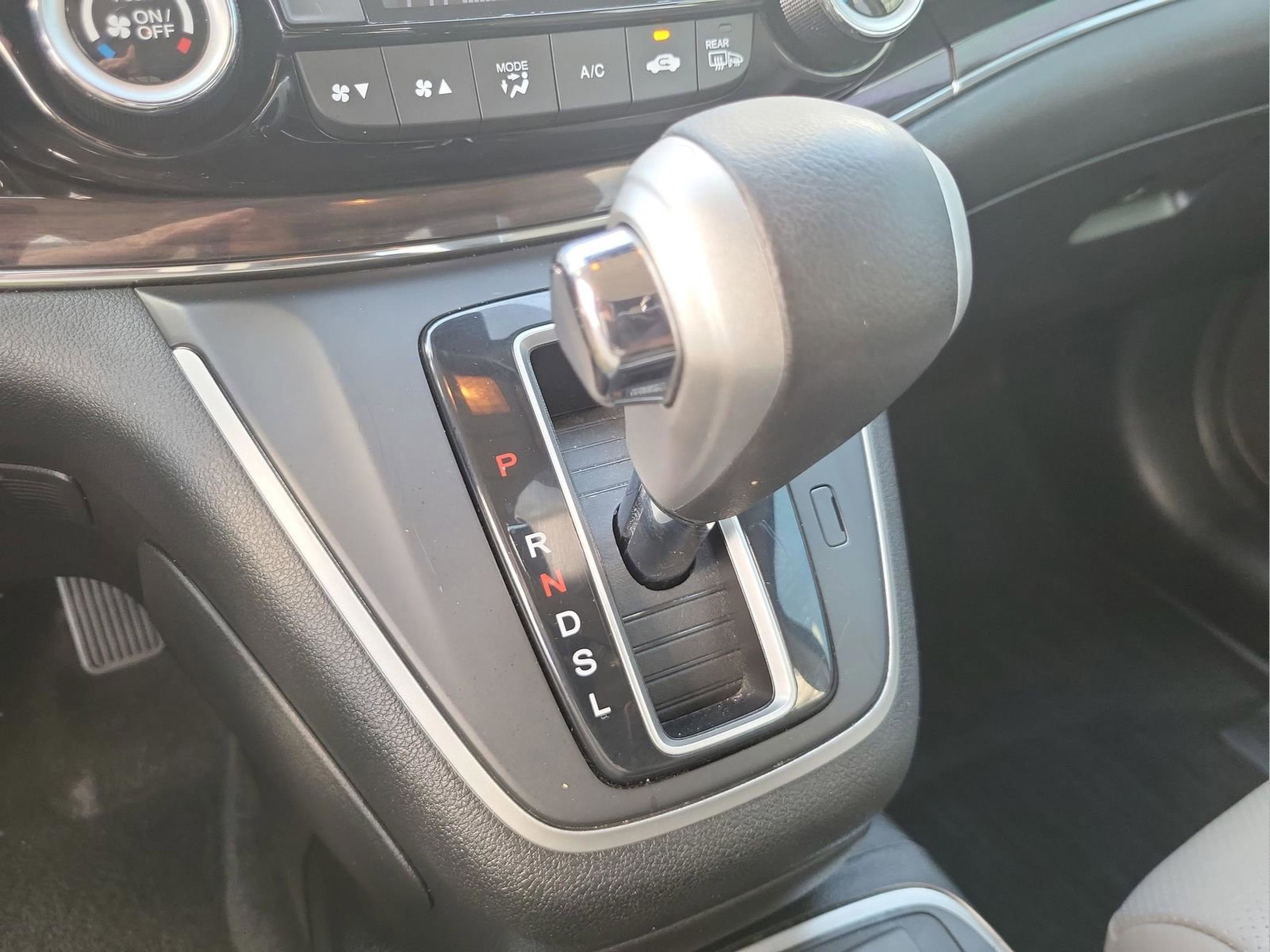 Used 2016 Honda CR-V Touring image 15