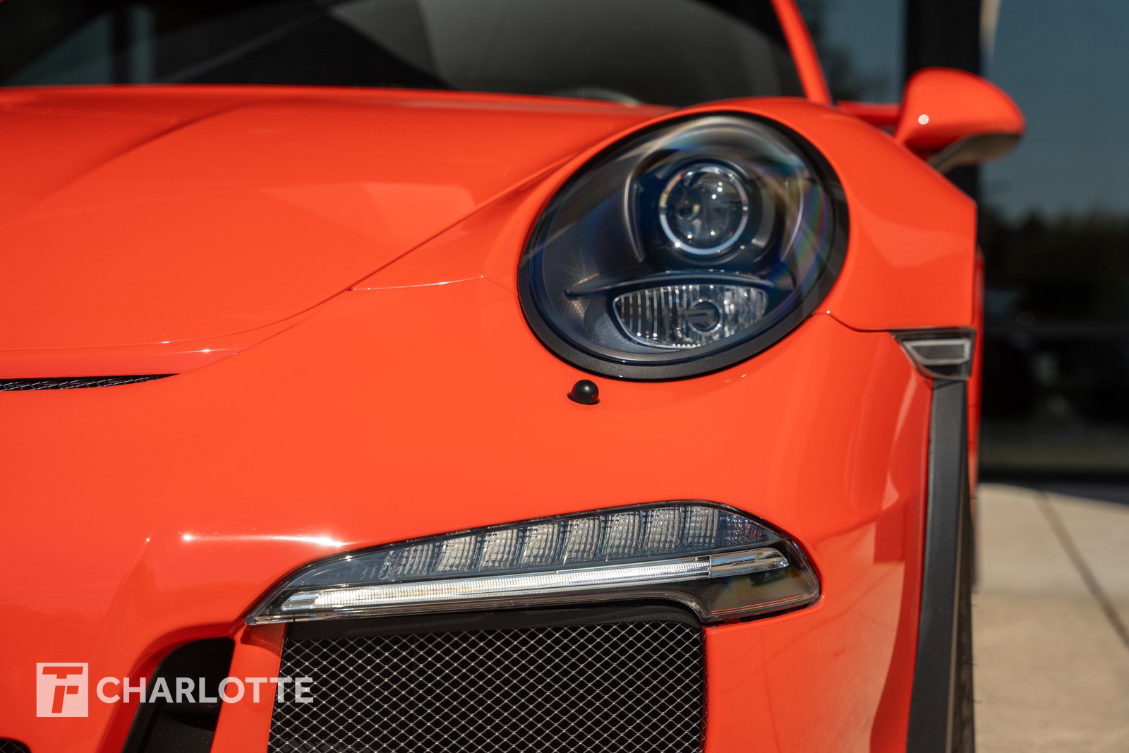Used 2016 Porsche 911 GT3 RS w/ Painted Interior Package RWD image 5