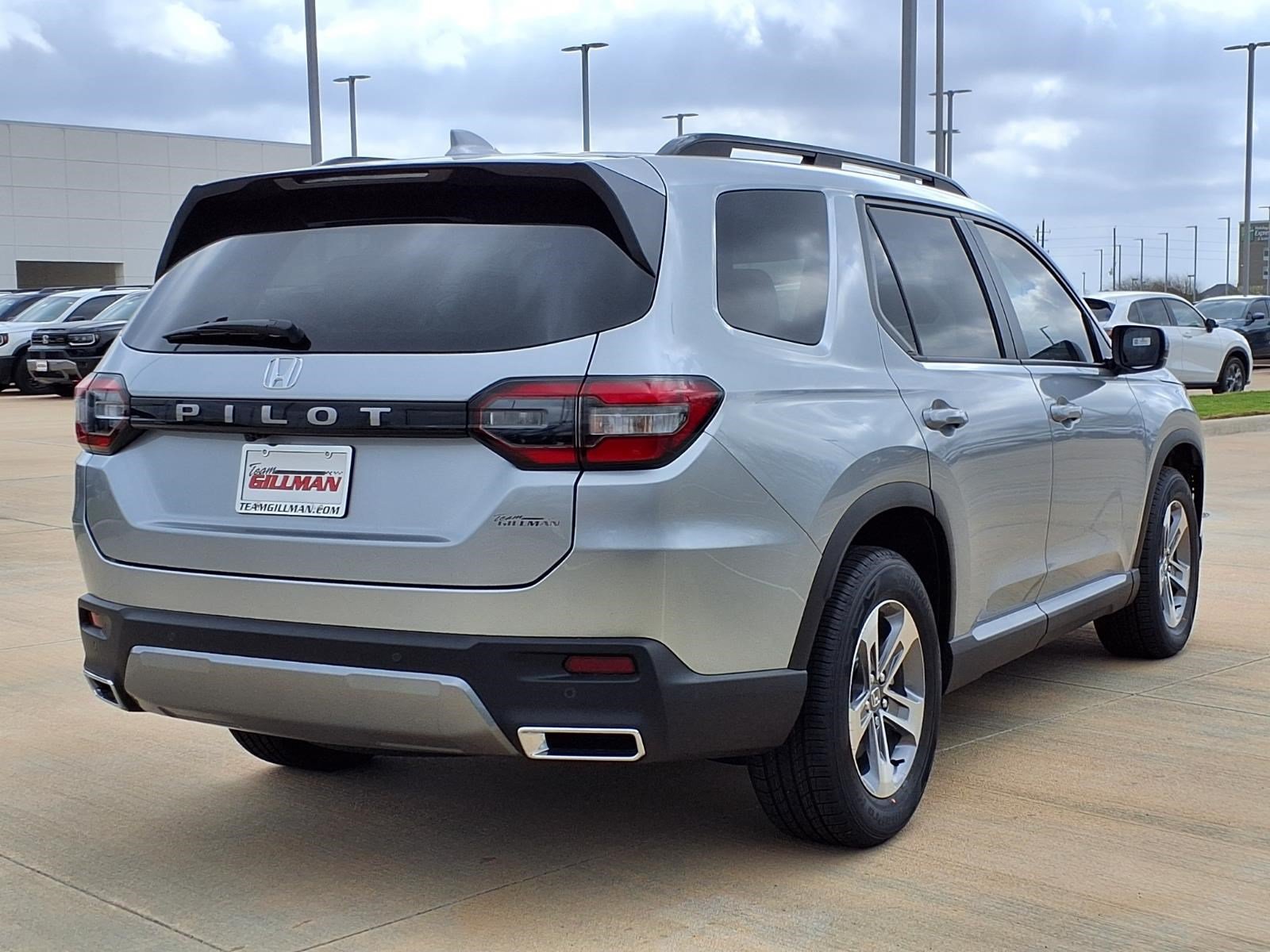 New 2026 Honda Pilot EX-L image 4