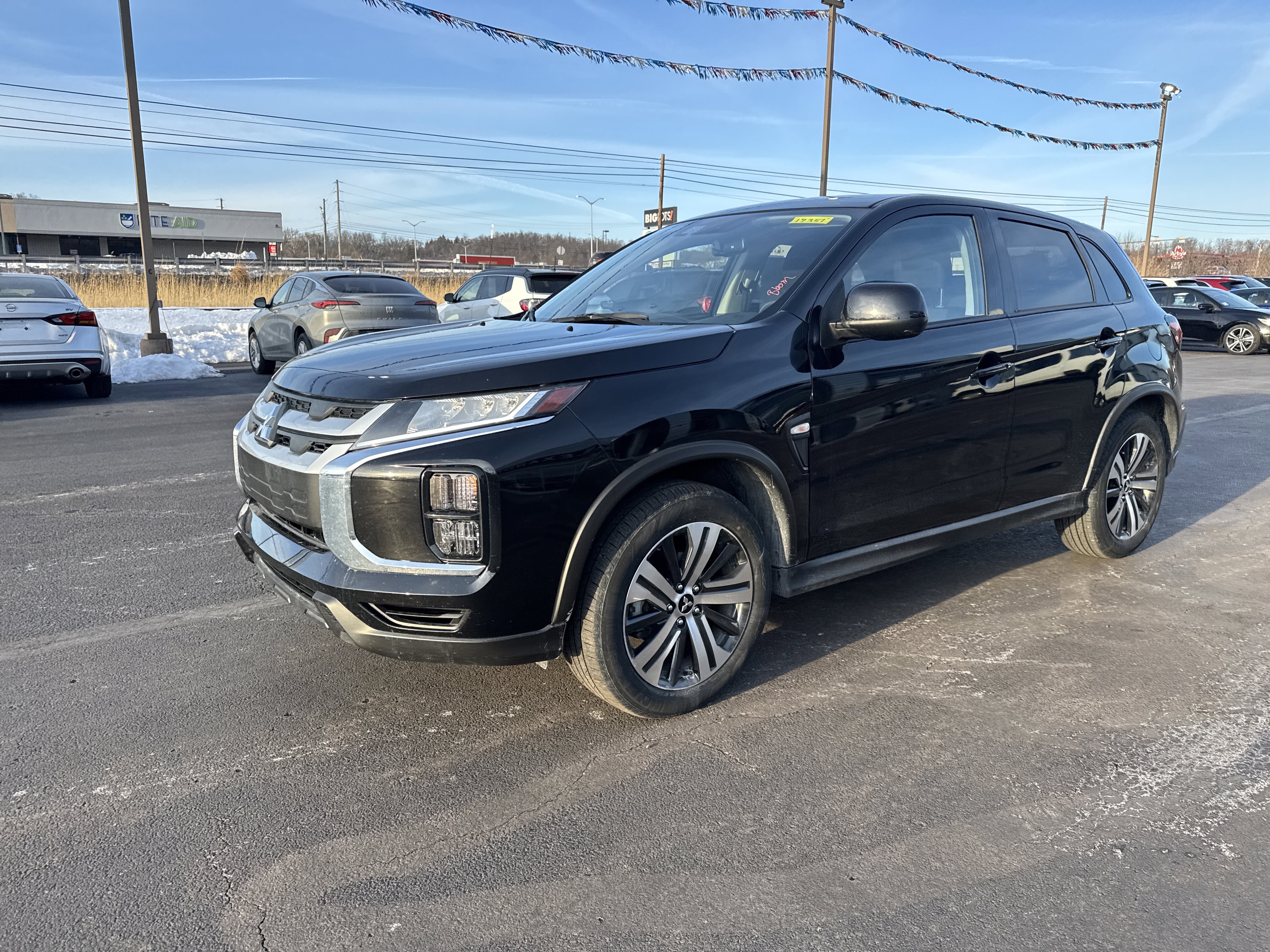 Used 2025 Mitsubishi Outlander Sport ES image 8