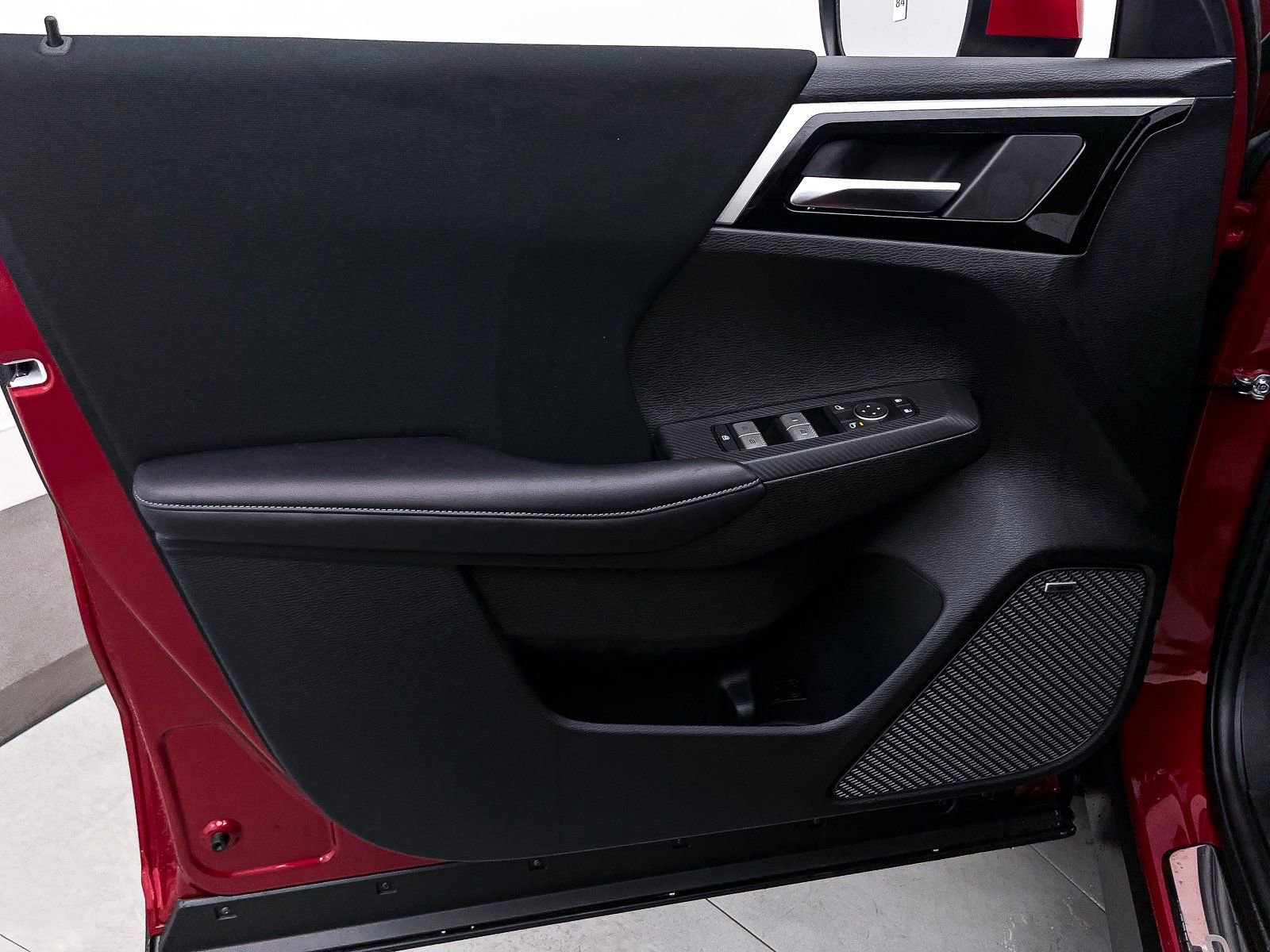 New 2025 Mitsubishi Outlander ES image 9