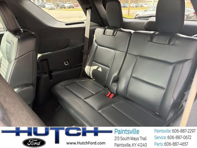 Used 2025 Ford Explorer ST-Line AWD/4WD image 15