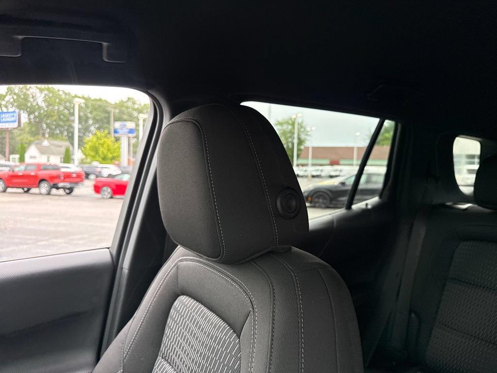 Used 2026 Chevrolet Equinox LT AWD/4WD image 40
