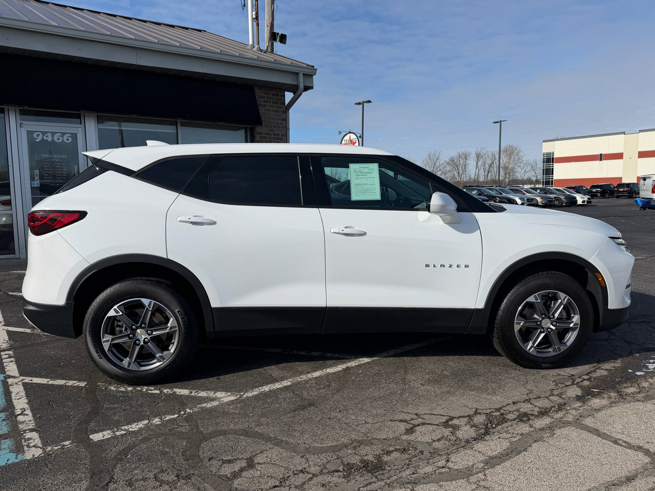 Used 2025 Chevrolet Blazer LT image 6