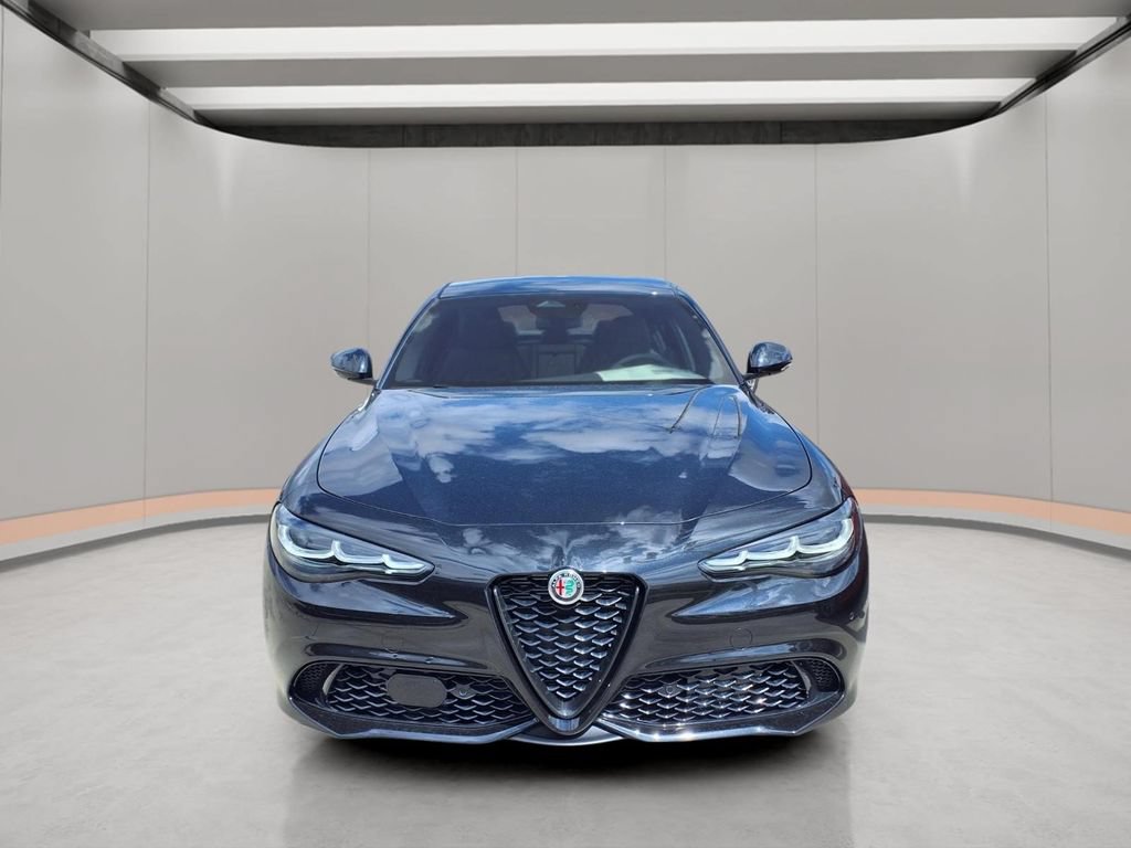 New 2026 Alfa Romeo Giulia w/ Driving Assist Package RWD image 2