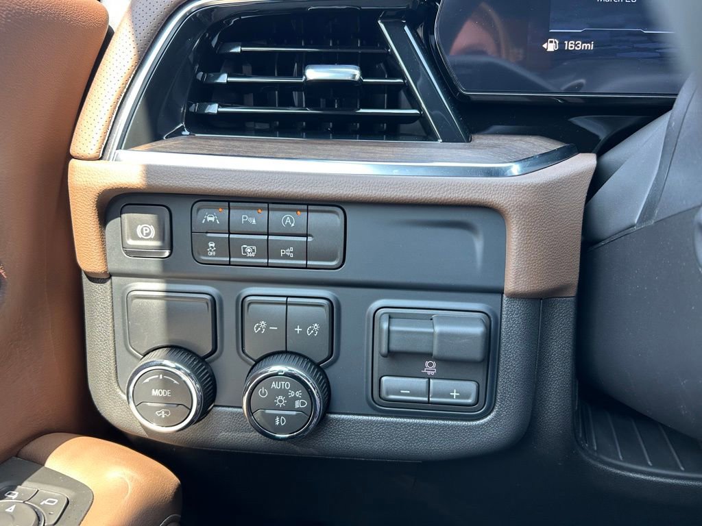 New 2026 Chevrolet Suburban High Country image 55