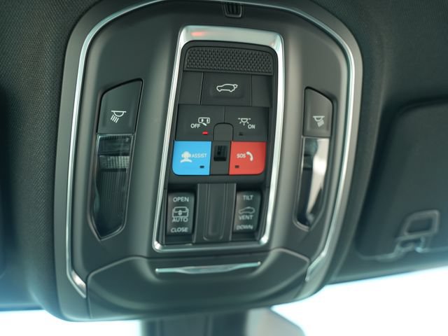 New 2026 Jeep Grand Cherokee L 4WD image 38
