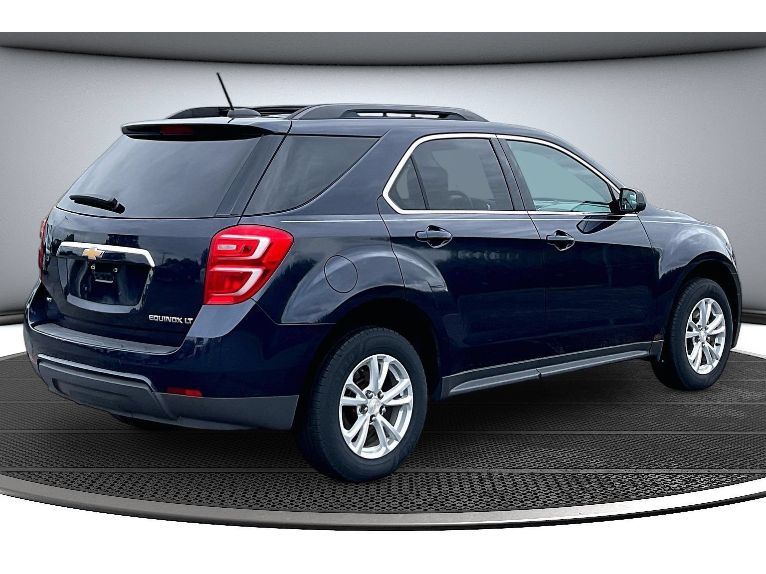 Used 2016 Chevrolet Equinox LT w/ Convenience Package AWD/4WD image 17