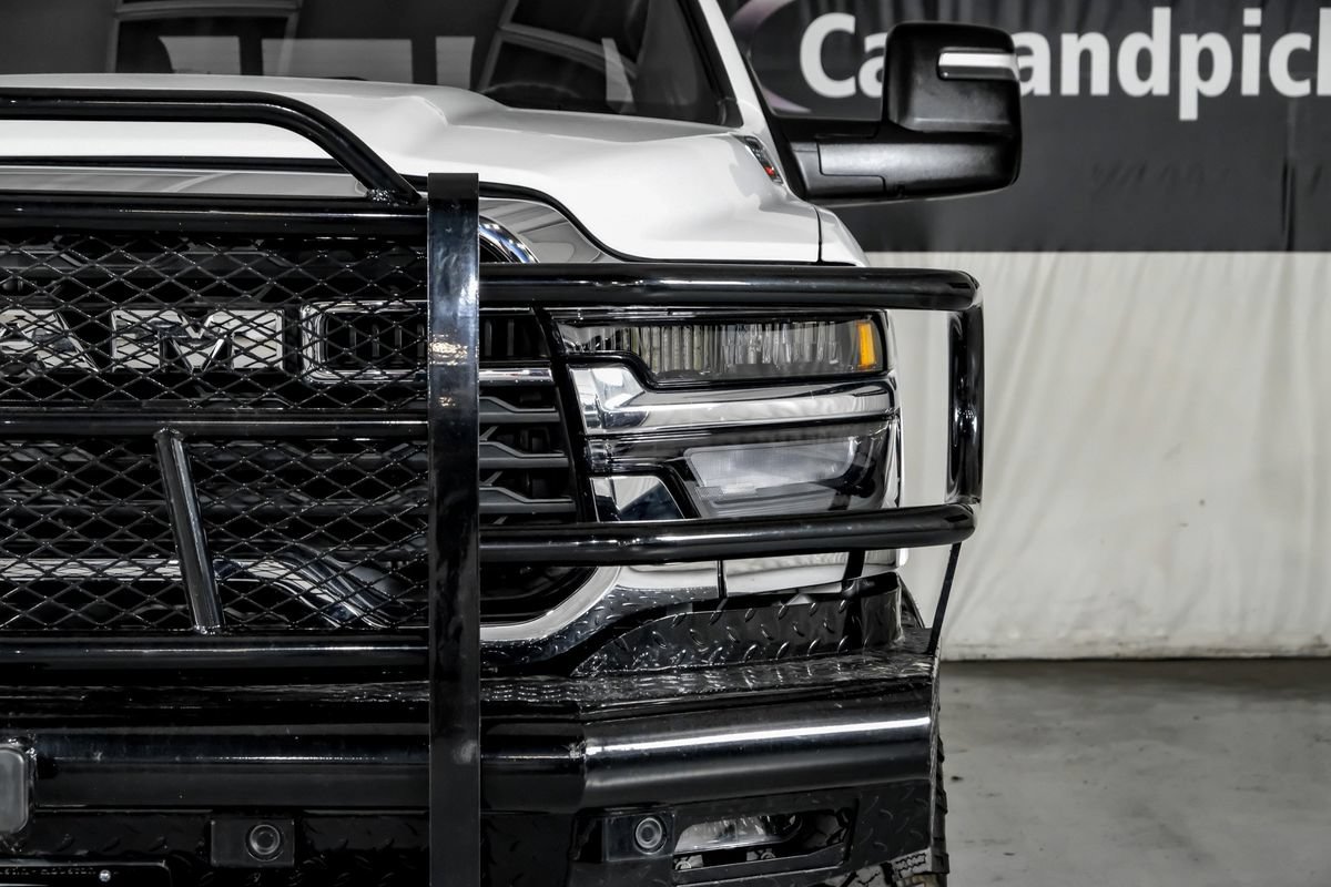 Used 2025 RAM 3500 Tradesman AWD/4WD image 39