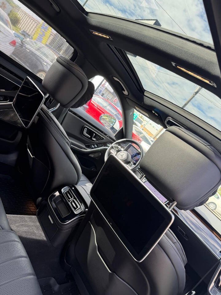 Used 2023 Mercedes-Benz S 580 4MATIC Sedan image 29