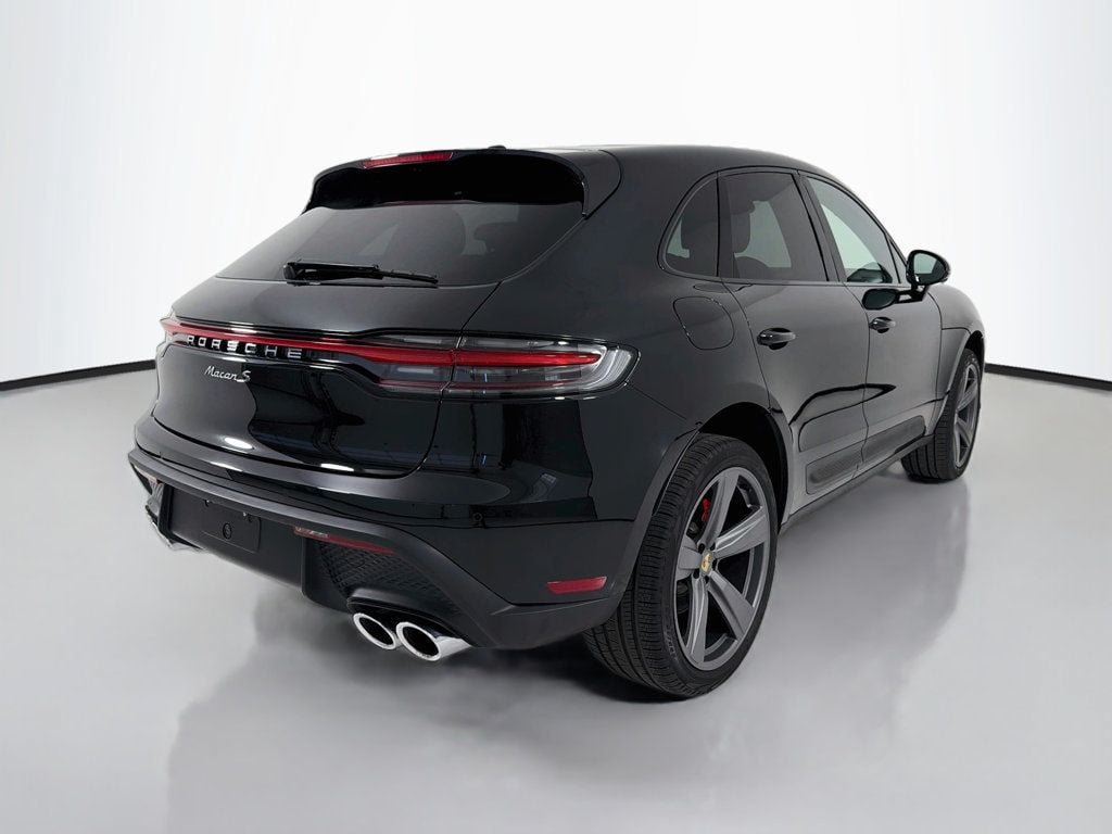 Certified 2026 Porsche Macan S AWD/4WD image 9