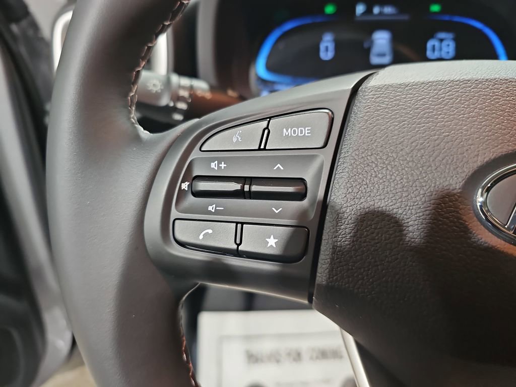 New 2026 Hyundai Venue SEL FWD image 18