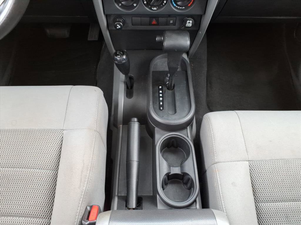 Used 2008 Jeep Wrangler Unlimited Sahara w/ Dual Top Group image 17