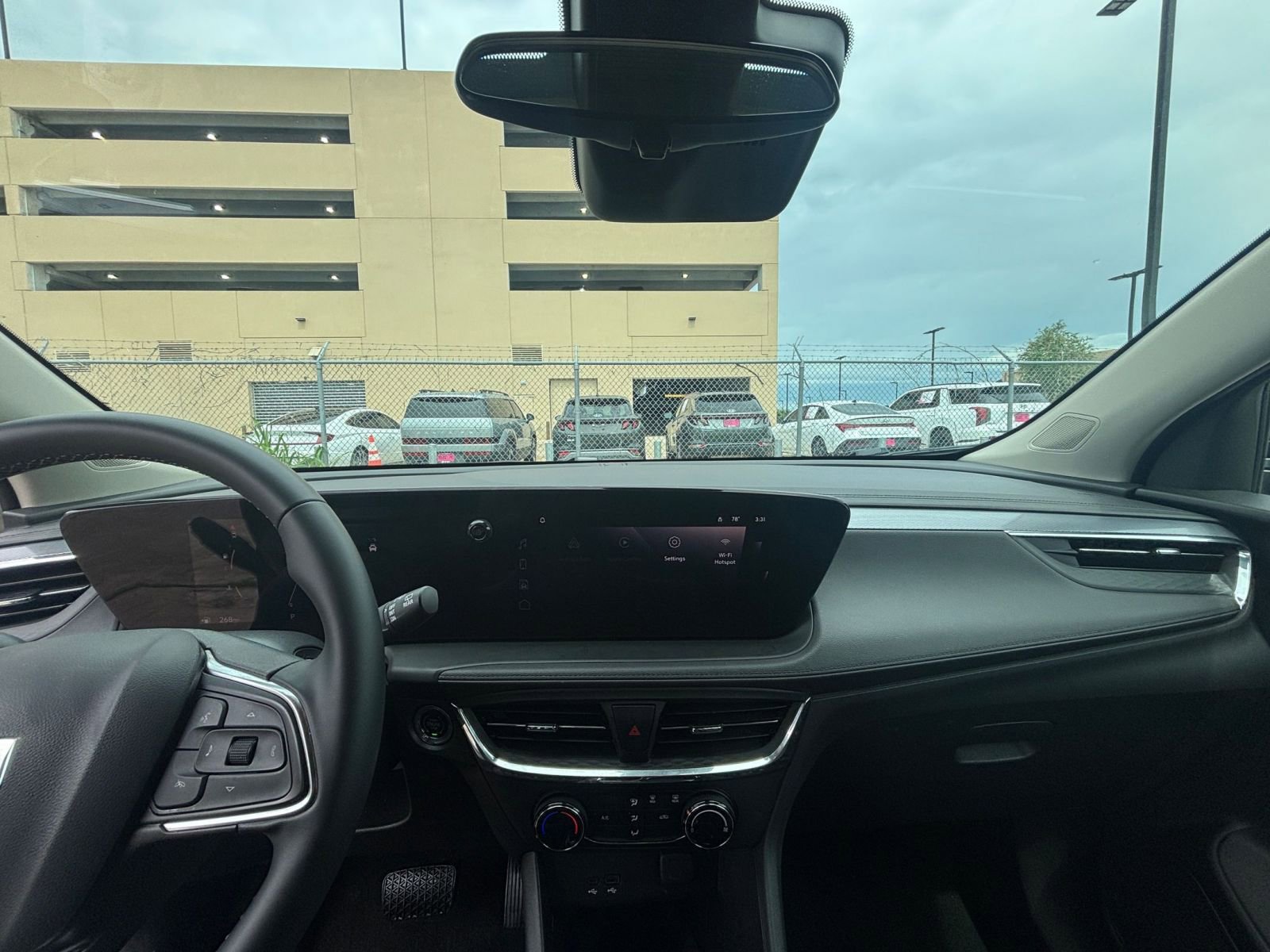 Used 2025 Buick Encore GX Preferred FWD image 32