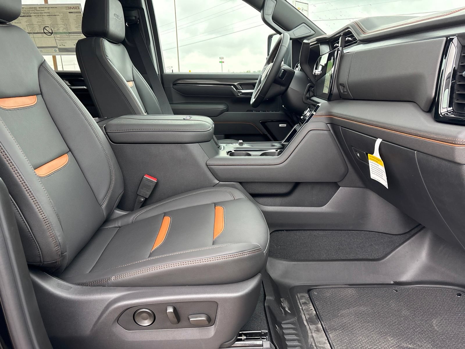 New 2026 GMC Sierra 2500 AT4 w/ AT4 Premium Plus Package AWD/4WD image 22