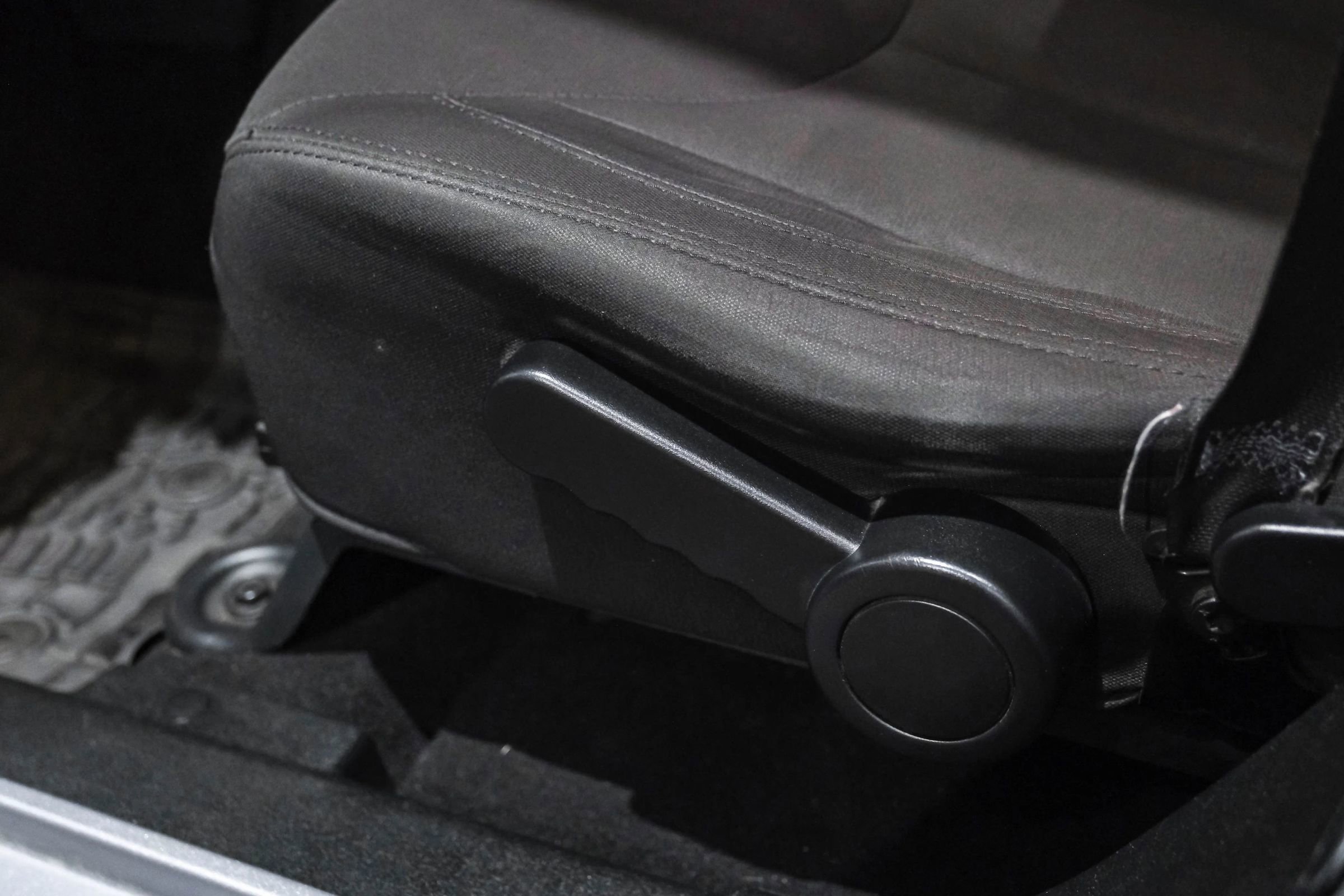 Used 2018 Jeep Wrangler Unlimited Sport S image 28