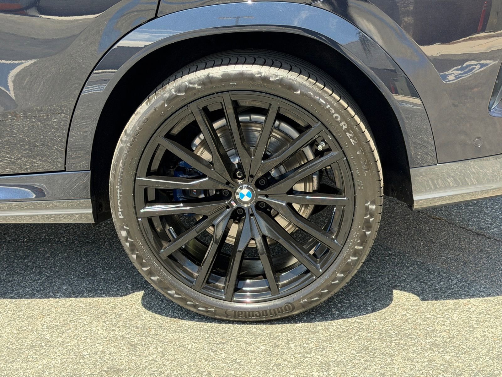 Certified 2023 BMW X6 M50i w/ Executive Package AWD/4WD image 19