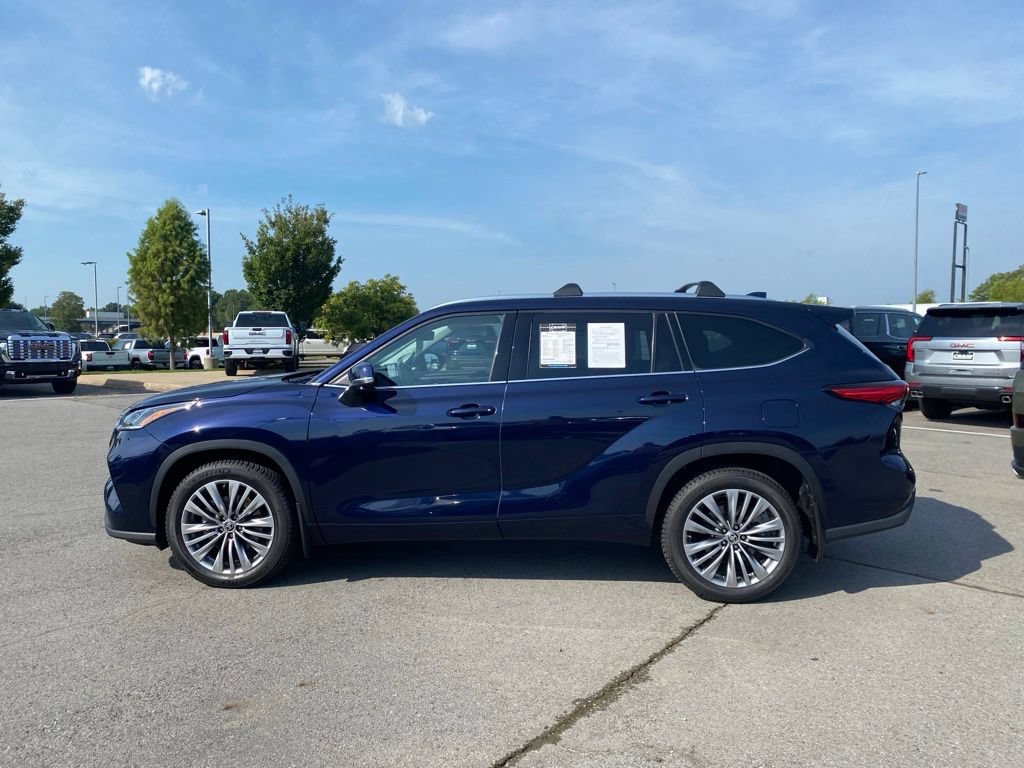 Used 2021 Toyota Highlander Platinum AWD/4WD image 13