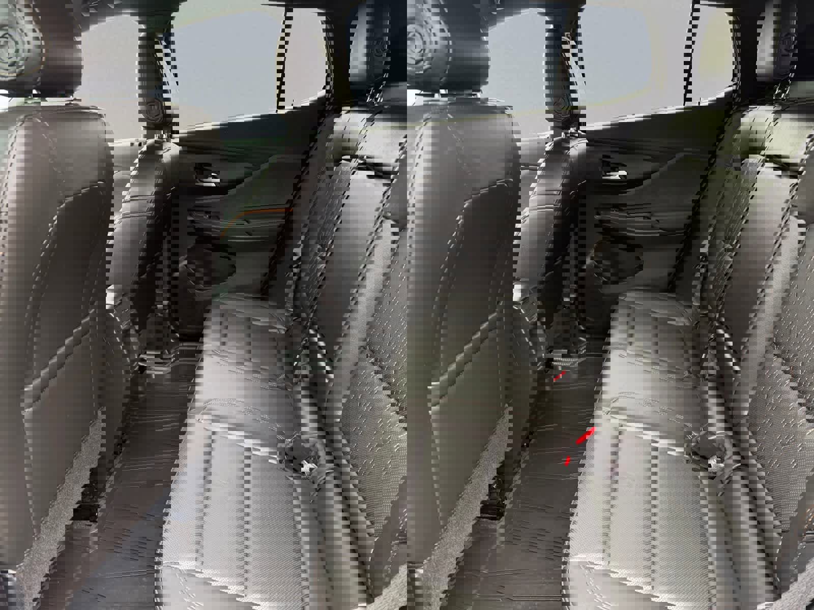 Used 2024 Buick Envista Avenir image 18