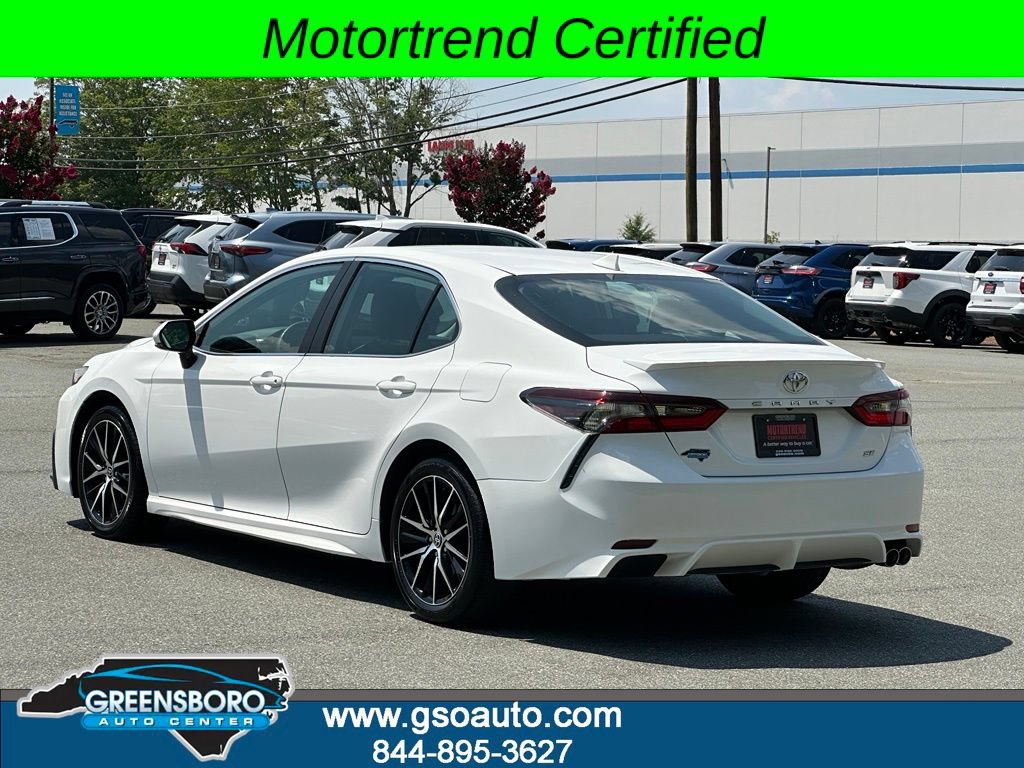 Used 2023 Toyota Camry SE FWD image 4
