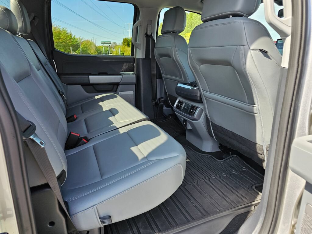 Used 2025 Ford F150 Lightning Flash AWD/4WD image 14