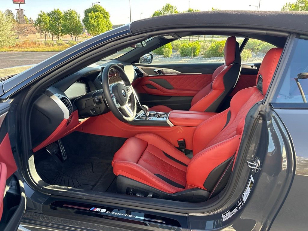 Used 2025 BMW M8 Competition w/ M Carbon Exterior Package AWD/4WD image 9