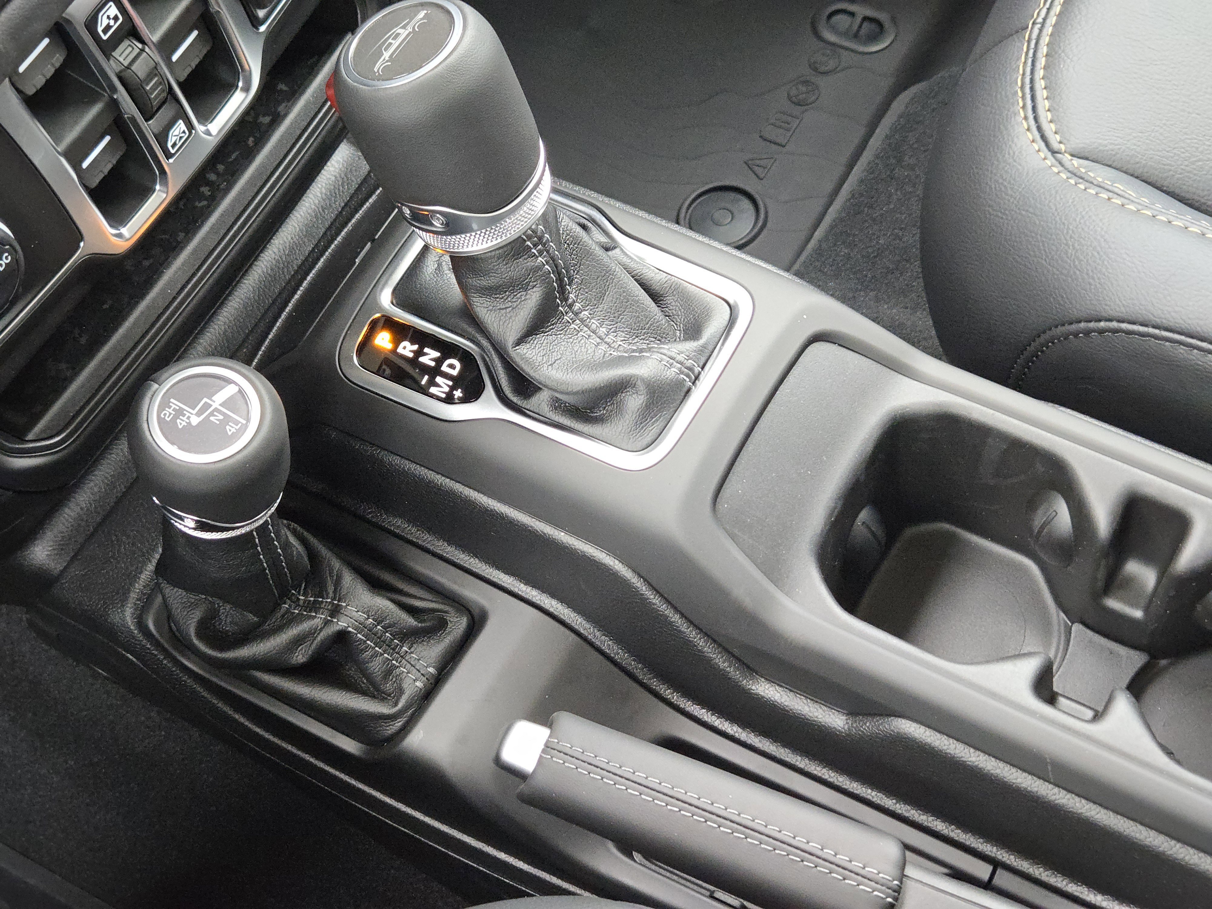 New 2026 Jeep Gladiator Sport AWD/4WD image 17