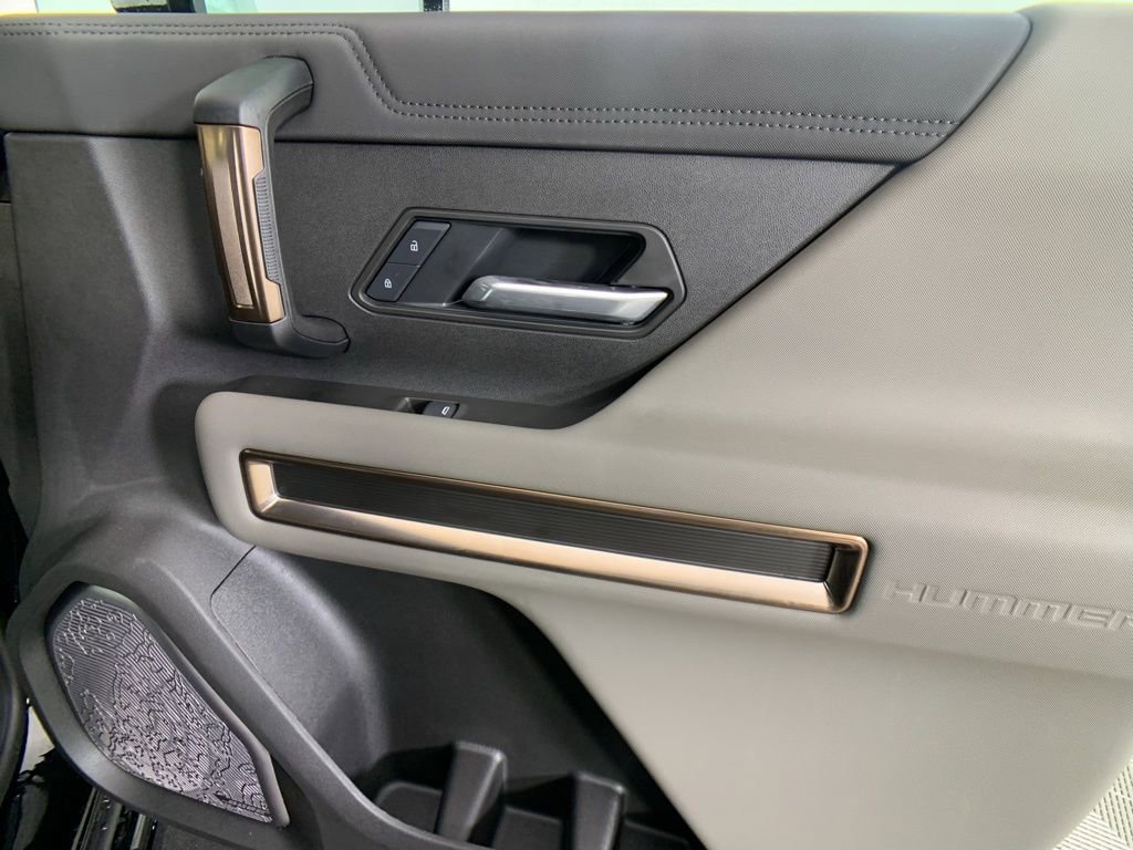 New 2025 GMC Hummer EV 3X image 30