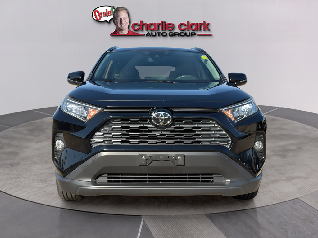 Used 2019 Toyota RAV4 XLE AWD/4WD image 8