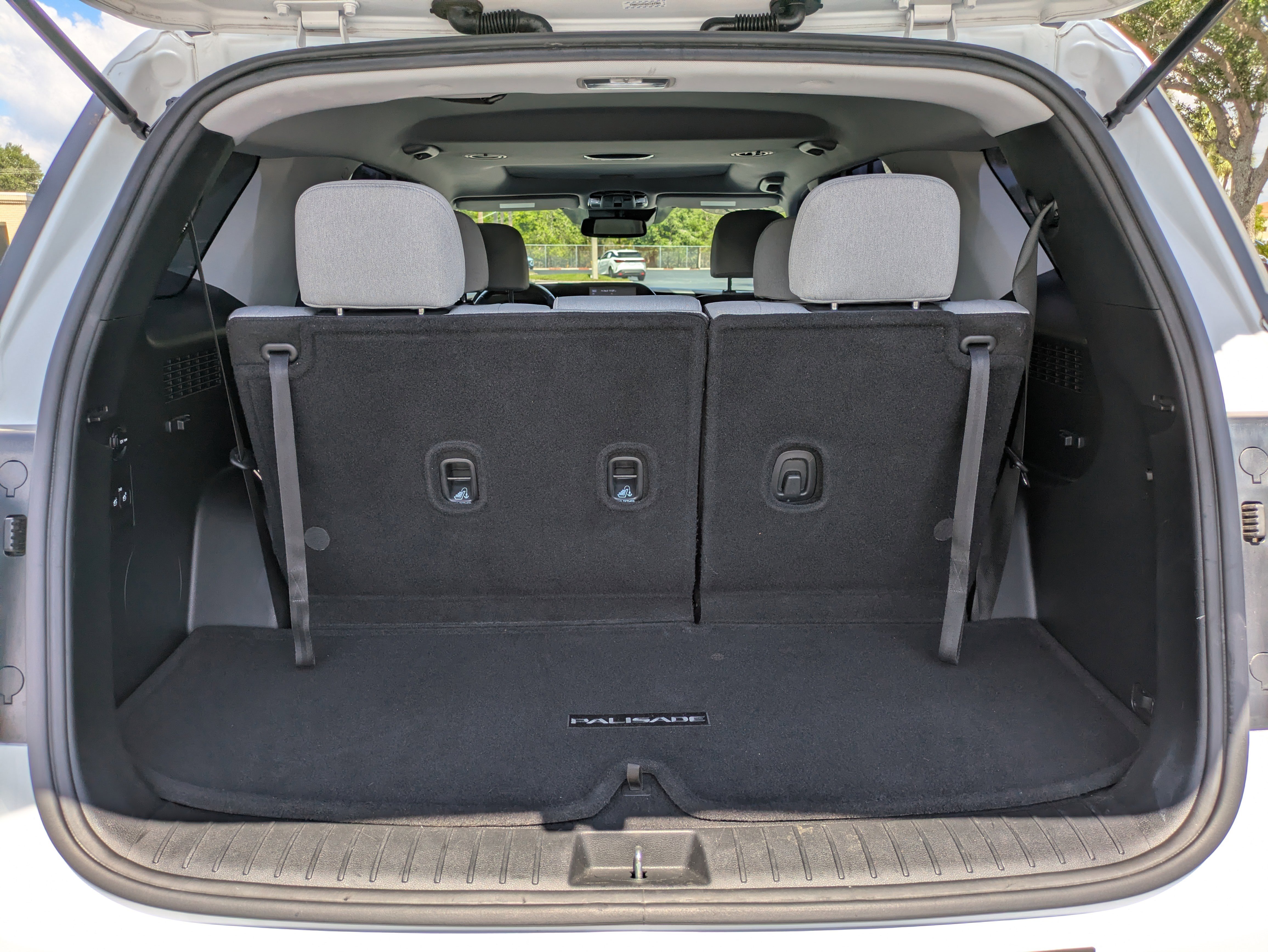Used 2021 Hyundai Palisade SEL FWD image 11