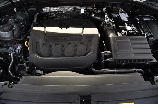 Certified 2024 Volkswagen Tiguan SE image 27