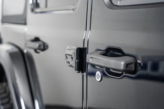 Used 2020 Jeep Wrangler Unlimited Sahara image 20