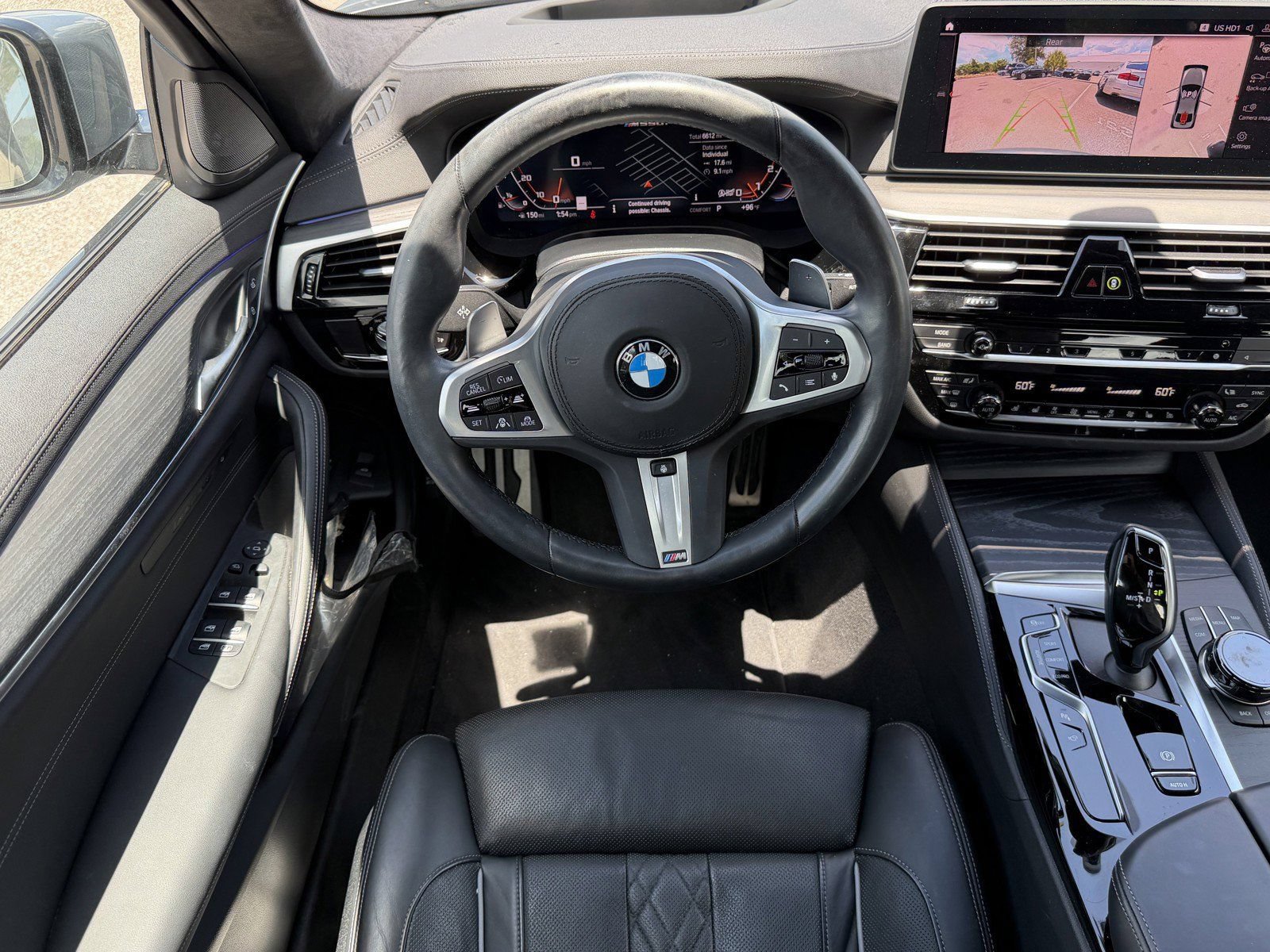 Used 2023 BMW M550i xDrive w/ Dynamic Handling Package AWD/4WD image 15