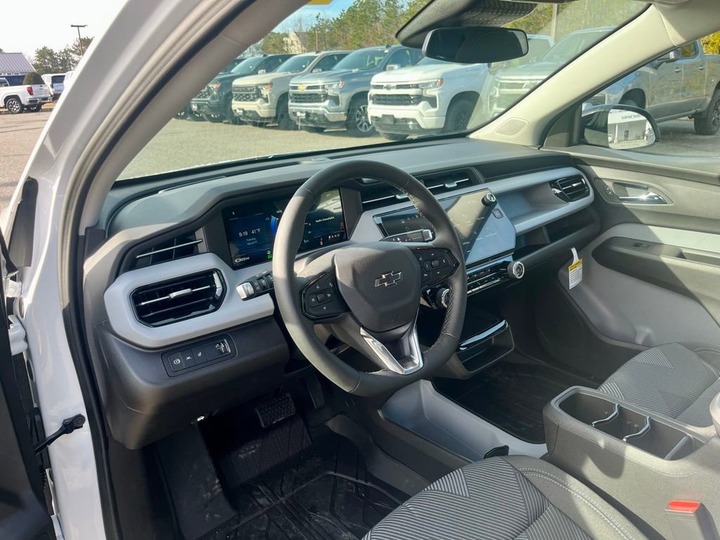 New 2027 Chevrolet Bolt LT w/ Comfort Package image 11