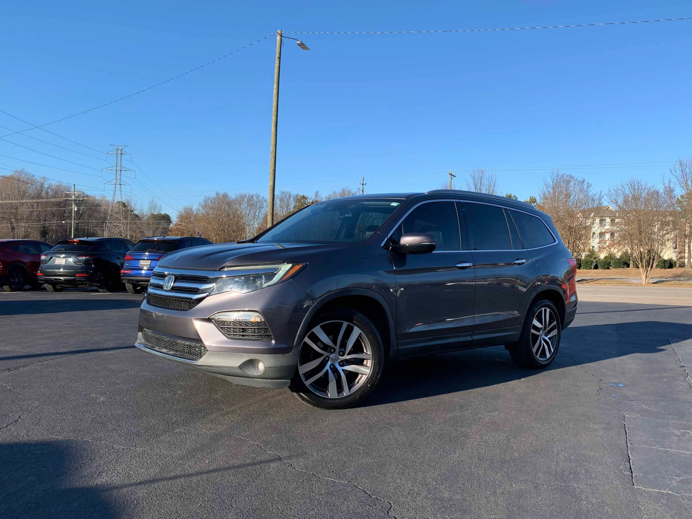 Used 2016 Honda Pilot Touring image 10