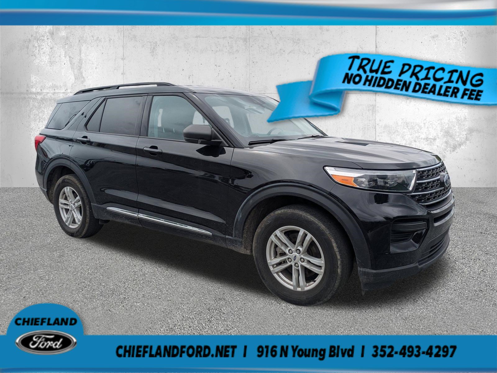Used 2023 Ford Explorer XLT AWD/4WD image 1
